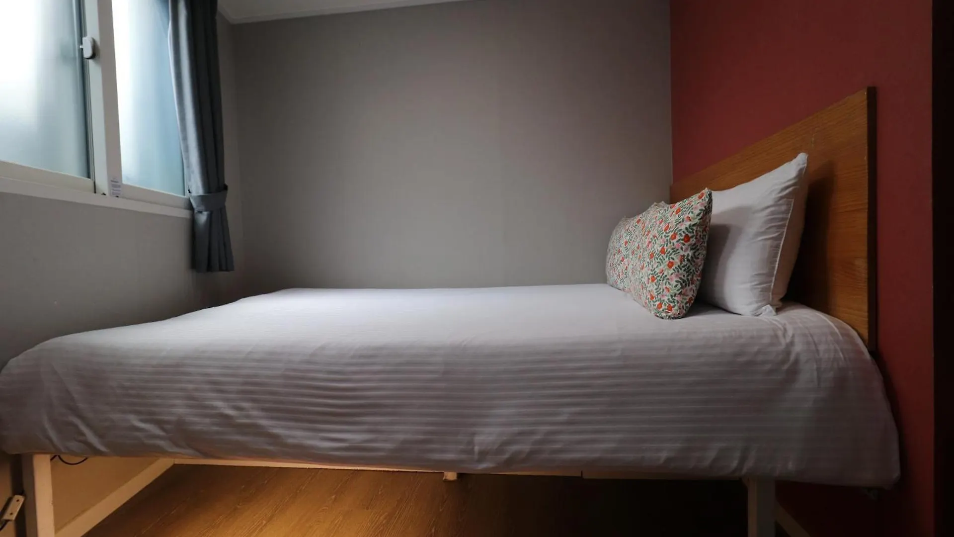 Hah Guesthouse Seoul 3*,  South Korea