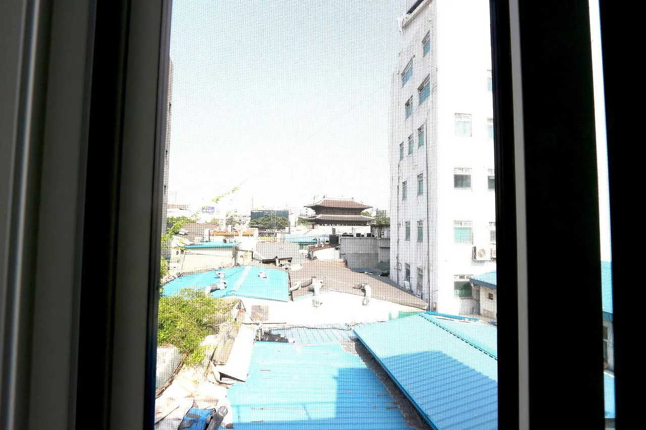Hah Guesthouse Seoul 3*,  South Korea