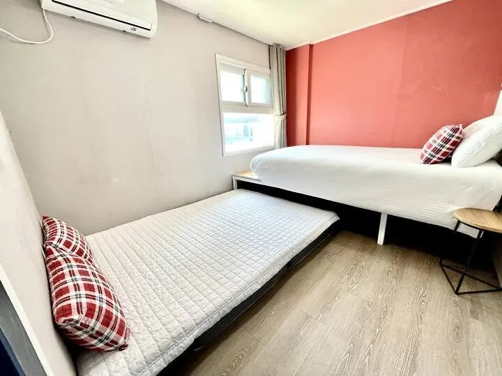 Hah Guesthouse Seoul 3*,  South Korea
